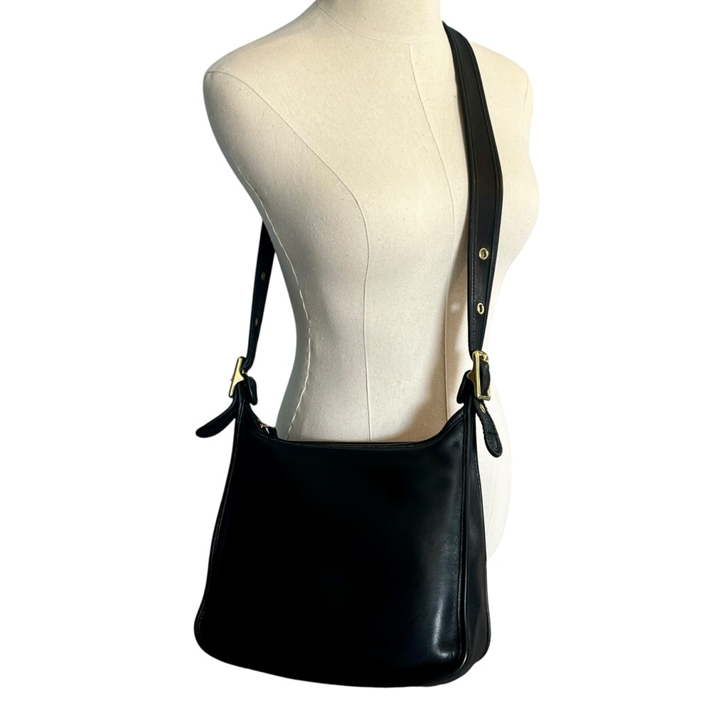 Vintage Coach Legacy Zip #9966 Shoulder Bag Crossbody Purse Black Leather Brass